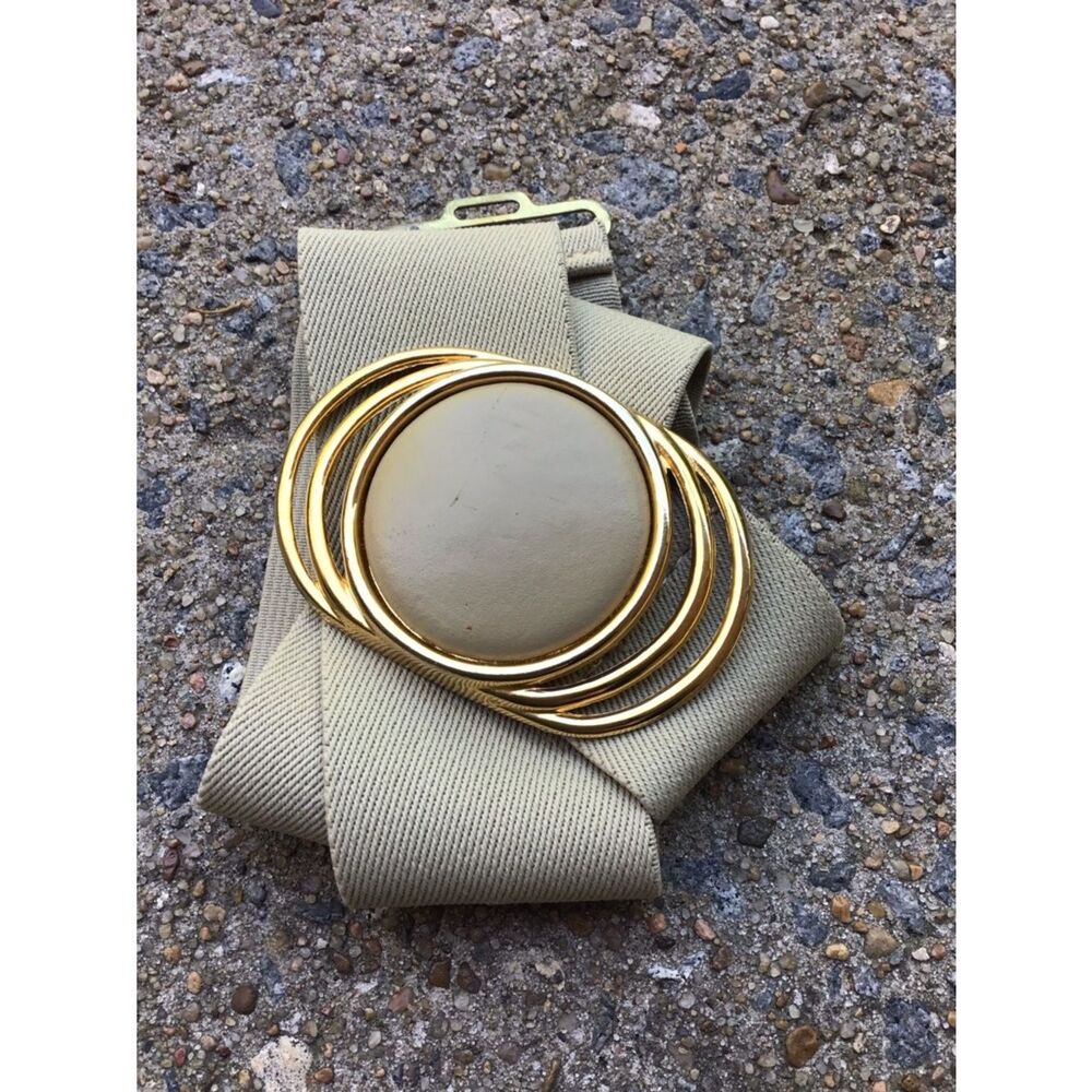 Vintage Beige Elastic Belt with Gold Statement Buckle